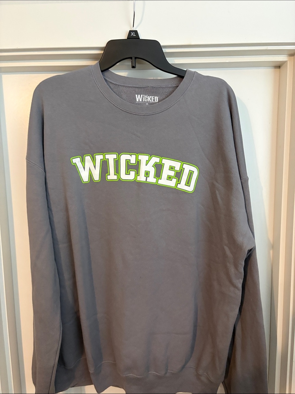 Women's Gray Crewneck Sweatshirt with Green Accent